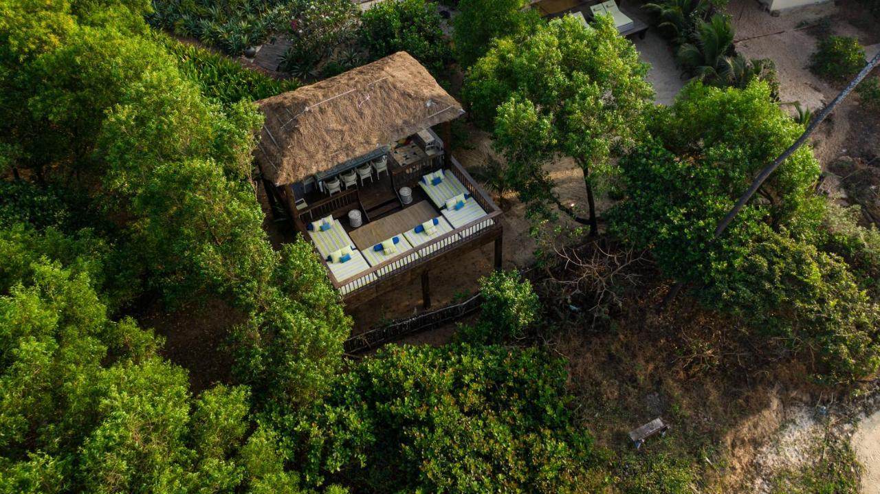 Saffronstays Stella Maris - Luxury Beach Front Villa Near Redi Beach Querim 외부 사진