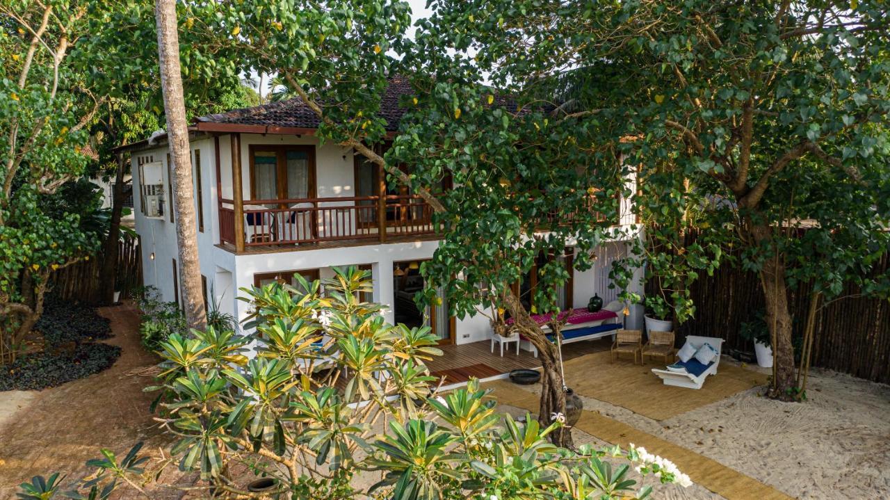 Saffronstays Stella Maris - Luxury Beach Front Villa Near Redi Beach Querim 외부 사진