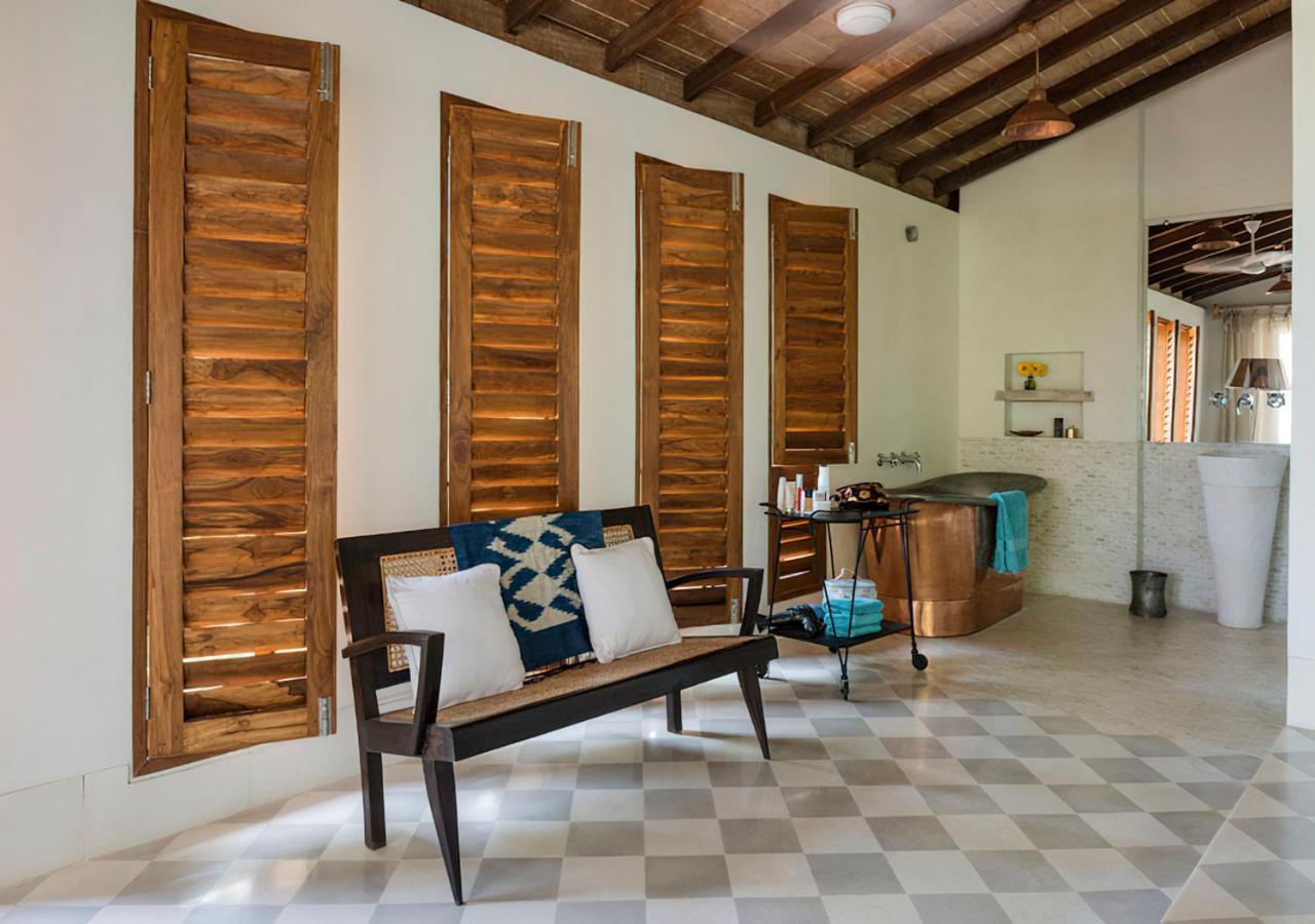 Saffronstays Stella Maris - Luxury Beach Front Villa Near Redi Beach Querim 외부 사진