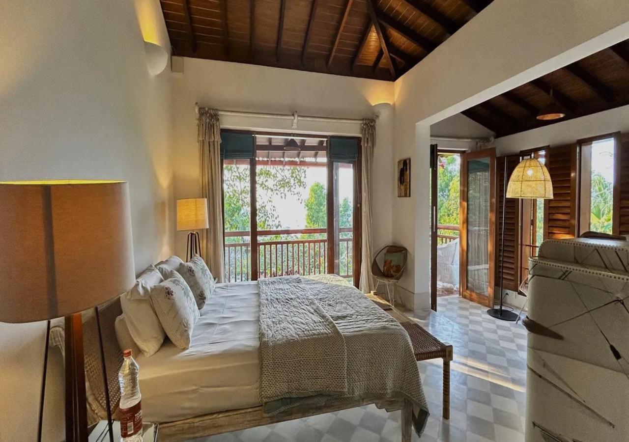 Saffronstays Stella Maris - Luxury Beach Front Villa Near Redi Beach Querim 외부 사진