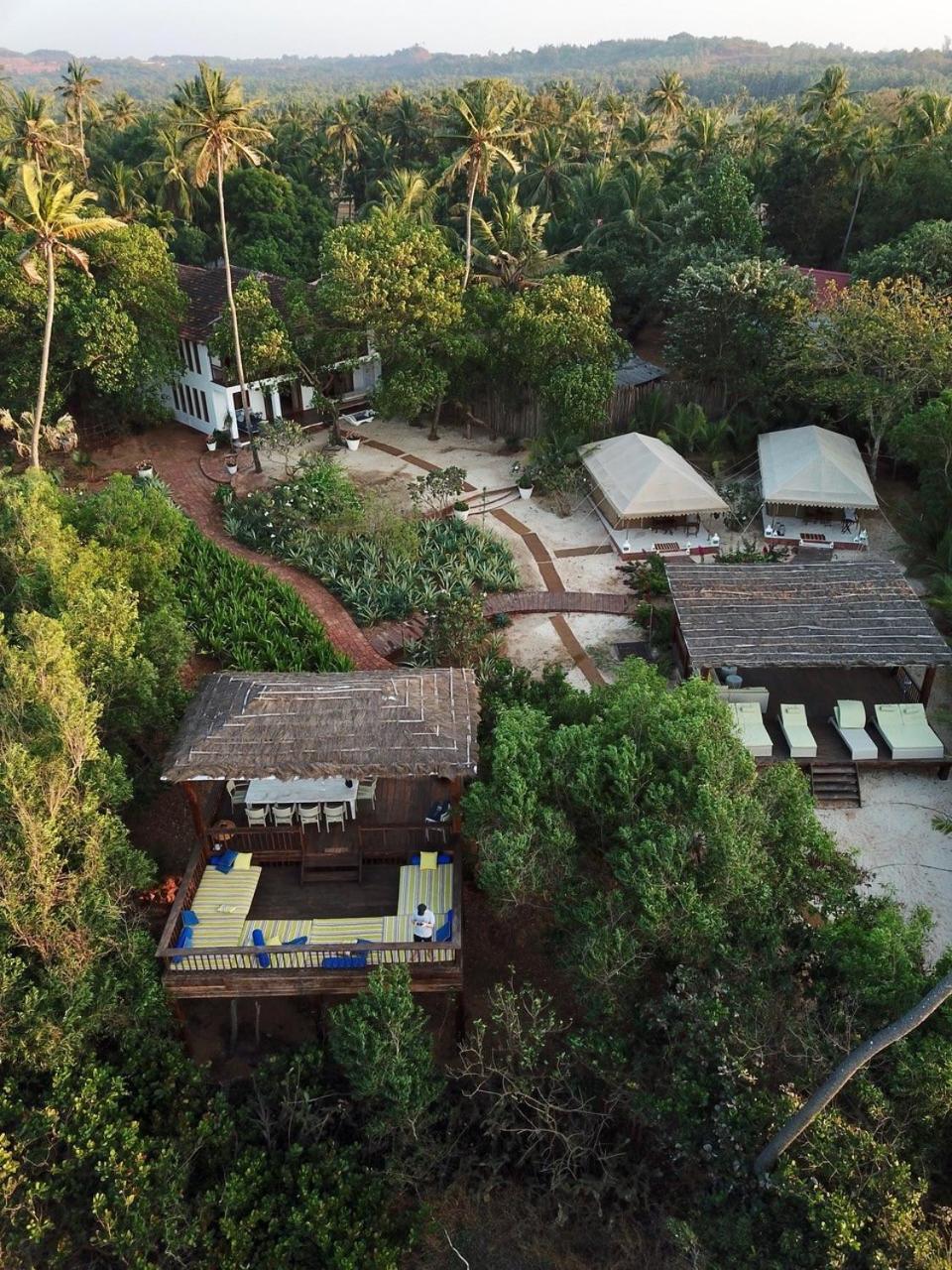 Saffronstays Stella Maris - Luxury Beach Front Villa Near Redi Beach Querim 외부 사진