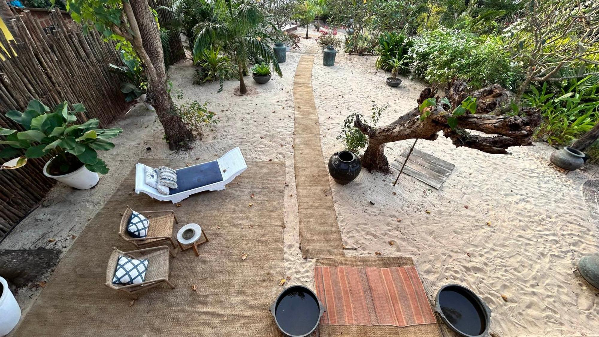 Saffronstays Stella Maris - Luxury Beach Front Villa Near Redi Beach Querim 외부 사진