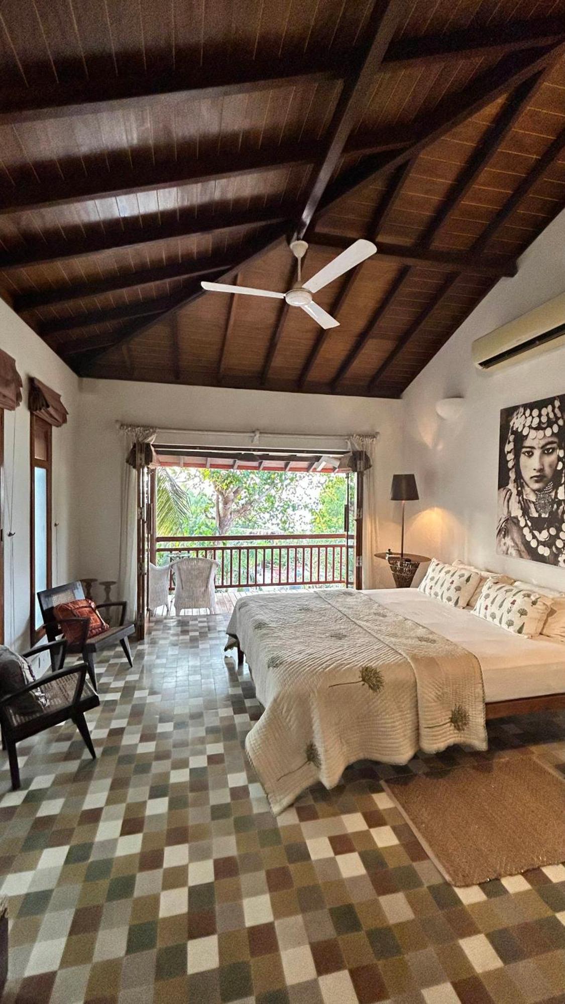 Saffronstays Stella Maris - Luxury Beach Front Villa Near Redi Beach Querim 외부 사진
